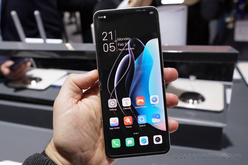 To πρώτο flip της ZTE είναι&nbsp;κοντά