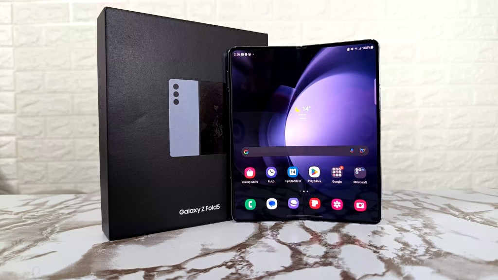 Το tri fold της Samsung θα αργήσει&nbsp;παραπάνω