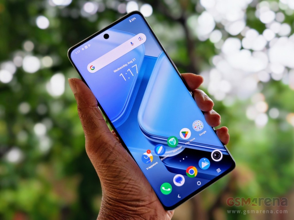 Αυτό είναι το κινητό της iQOO με AMOLED και Snapdragon στα 265&nbsp;ευρώ